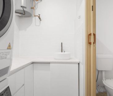 Spacious & Well-Located Two Bedroom Apartment - Photo 6