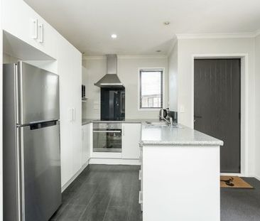 Discover modern comfort and convenience in this well-appointed two-... - Photo 5