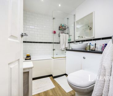 2 bedroom house to rent Spring Gardens, Newport Pagnell, Buckingham... - Photo 1