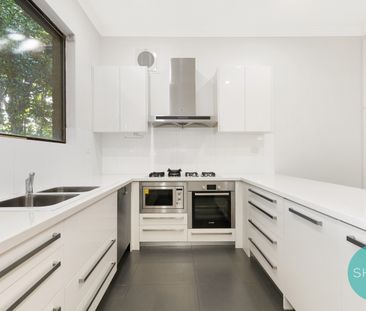 33 William Street, Roseville NSW 2069 - House For Rent | Domain - Photo 1