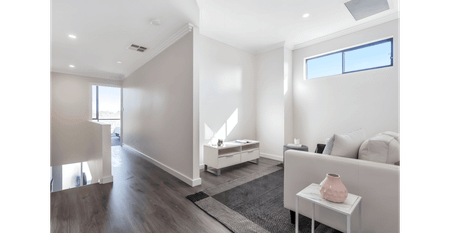 Modern Family Living in a Prime Campbelltown Location with 6.6 KW Solar system - Photo 5