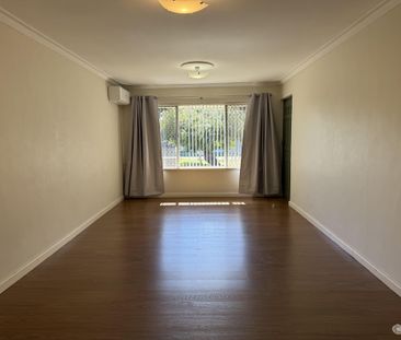 2X1 HOME IN HOTSPOT LOCATION!!! - Photo 3