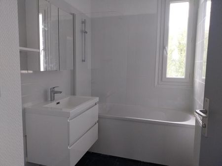 Location Appartement 3 pièces 60m² ST JEAN DE LA RUELLE 45140 - Photo 5