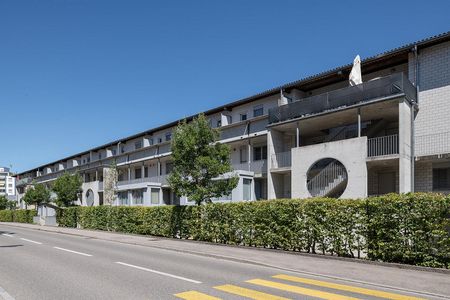 Helle 4.5-Zimmer-Wohnung mit Wintergarten im beliebten Breitequartier! - Photo 3