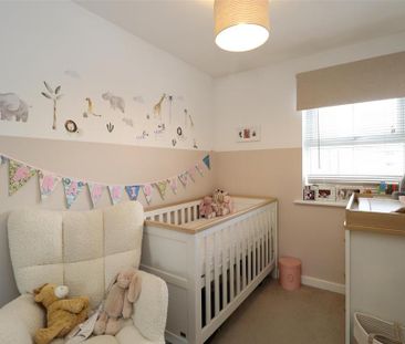 3 bedroom end of terrace house to rent - Photo 5