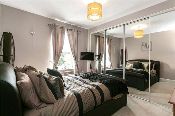 Prairie Road, Addlestone, Surrey, KT15 2TL - Photo 1