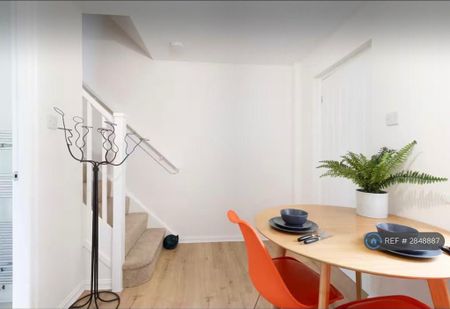 1 bedroom terraced house to rent - Photo 4