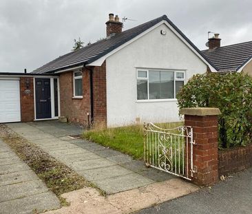 St. Lawrence Avenue, Blackburn. Lancs. BB2 7DG - Photo 1