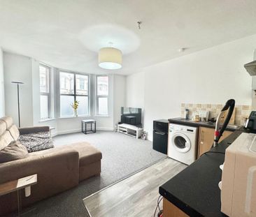 2 bedroom flat to rent - Photo 6