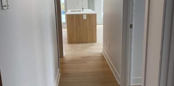 2 CH - 1 SDB - Montreal - $2,190 /mo - Photo 2