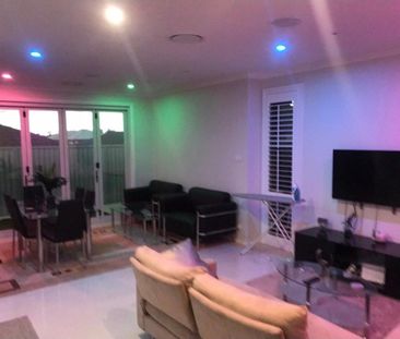 Gregory Hills - Photo 1