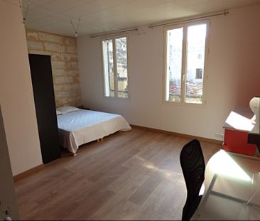 AVIGNON INTRA MUROS: Magnifique appartement en duplex refait à neuf... - Photo 1