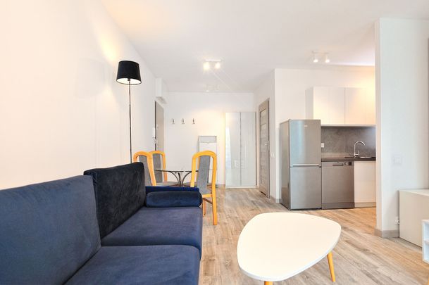 Mieszkanie z ogródkiem i miejscem postojowym - Photo 1