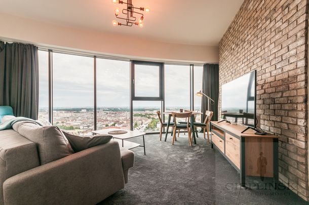 KOMFORTOWY APARTAMENT NA 22 PIĘTRZE W HANZA TOWER - Zdjęcie 1