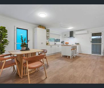 Renovated and ready! - Photo 6