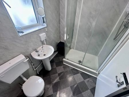 1 bedroom house share to rent - Photo 5