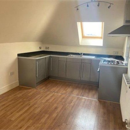 3 bedroom flat to rent - Photo 1