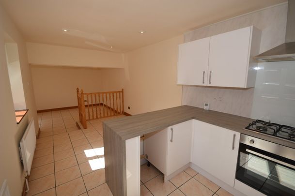 Berkeley Road South, Earlsdon, Coventry, CV5 6EE - Photo 1