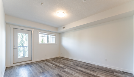 Nautical Luxury Suites at Summerside - Photo 5