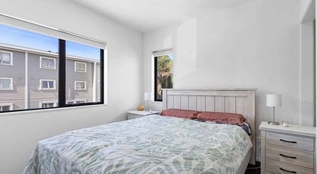 Almost-new 2 bed Apartment for rent available!! - Photo 3