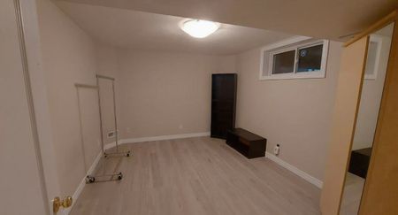 For Lease - 7 Clairfields Drive, Guelph, Ontario - Photo 4