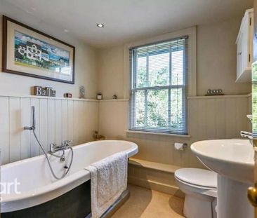 2 bedroom semi-detached house to rent - Photo 2