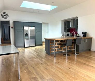 4 bedroom semi-detached house to rent - Photo 5