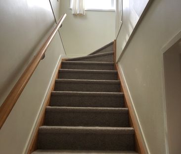 Family Home Three Bedrooms Meadowbank - Photo 1