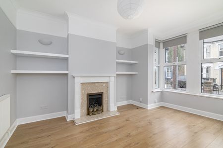 2 Bed Terraced House, Melford Road, E11 - Photo 5