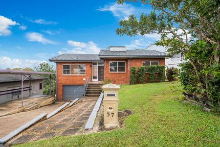 57 Raleigh Street, Coffs Harbour NSW 2450 - House For Rent | Domain - Photo 2