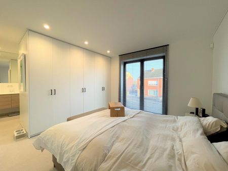 HOOGWAARDIG AFGEWERKT 1 SLP APPARTEMENT MET RUIM ZW TERRAS - Photo 4