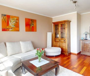 Möblierte Dachgeschosswohnung mit Penthouse-Flair - Foto 1