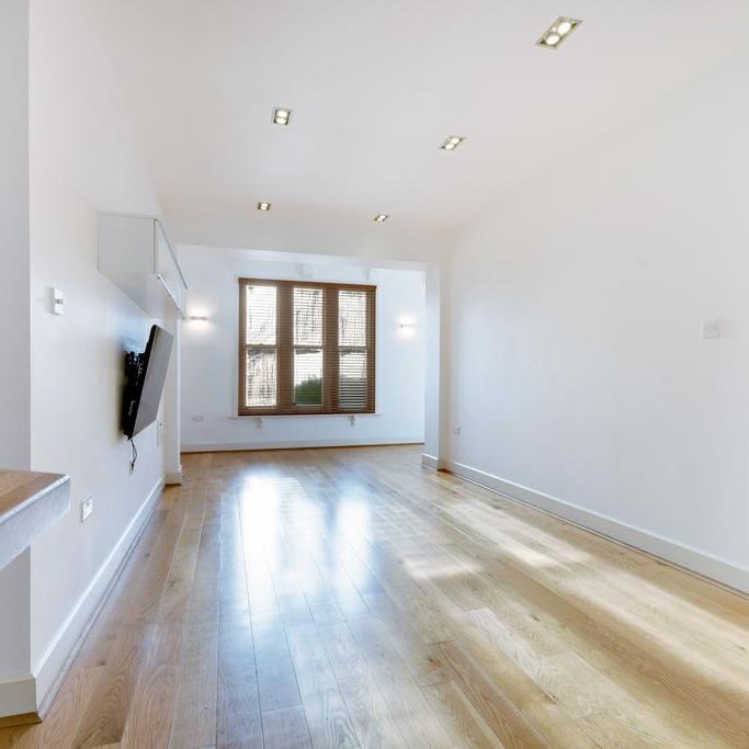 3 bedroom apartment to rent - Photo 1