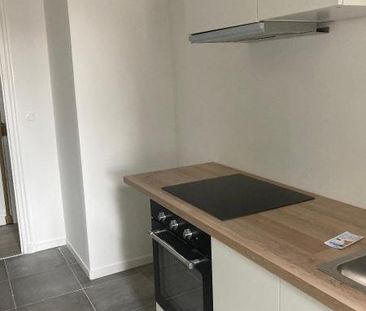 Location Appartement 3 pièces 77m² BORDEAUX 33000 - Photo 3