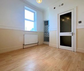 Ethelbert Crescent, Margate, CT9 2AY, Kent - Photo 2