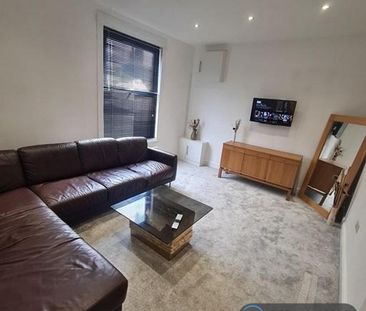 2 bedroom maisonette to rent - Photo 1