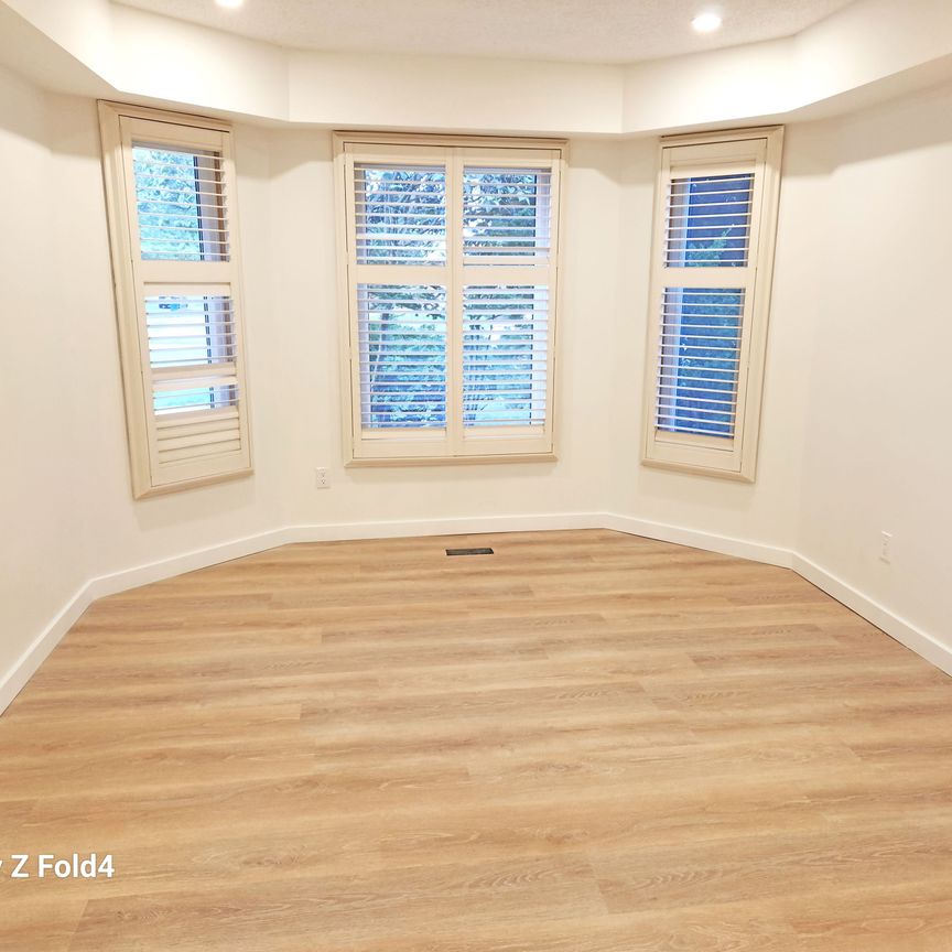 For Lease - 942 Snowbird Street, Oshawa, Ontario - Photo 1