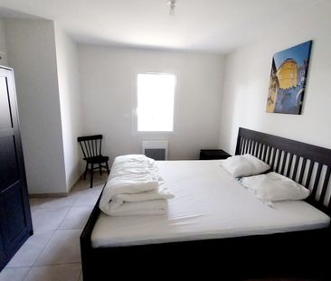 Location Maison 4 pièces 80m² ST DENIS DE PILE 33910 - Photo 5