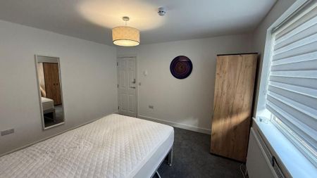 6 bedroom house share to rent - Photo 4