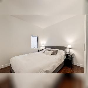 3 Bed 1 Bath Upper Suite Mount Pleasant Calgary - Photo 1
