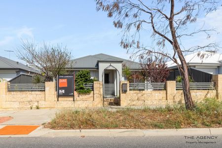 Modern 3-Bedroom Home in Prime Baldivis Location - Photo 2