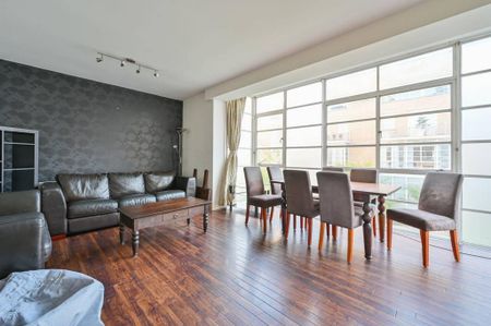 2 bedroom flat to rent - Photo 4