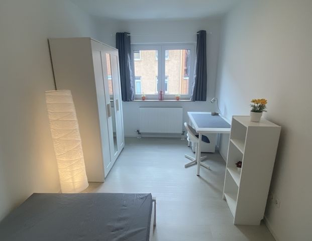 Vollsanierte und möblierte 1-Zimmerwohnu ... - Photo 1