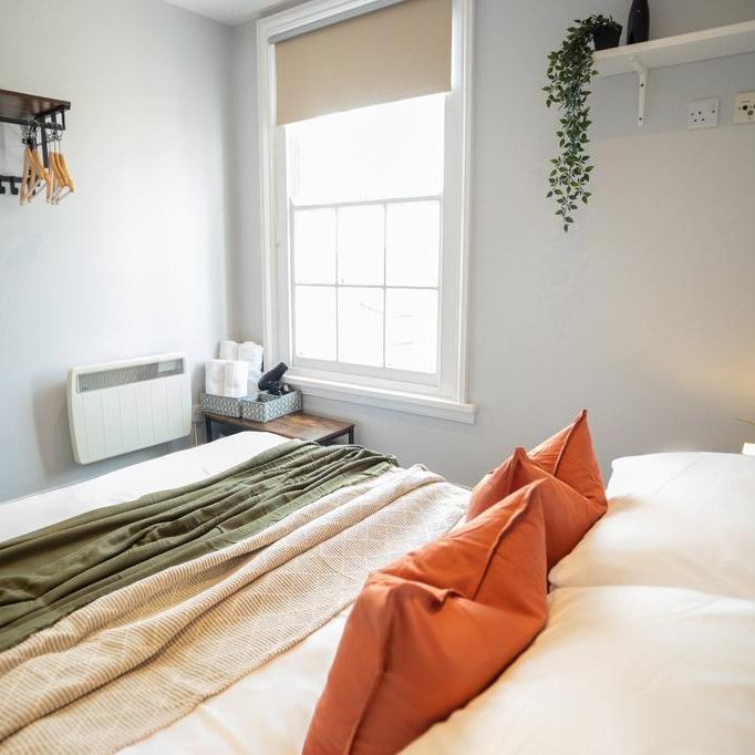1 bedroom flat to rent - Photo 1