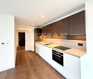 Halcyon House, 3 Eden Place, London, E16 - Photo 5