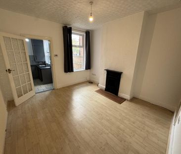 2 bedroom terraced house to rent - Photo 6