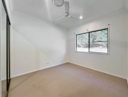 41 Brooksfield Drive, Sarina Beach - Photo 4