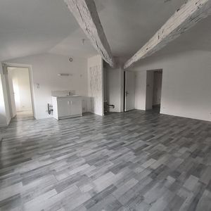 Appartement à louer - COUHE - Photo 2