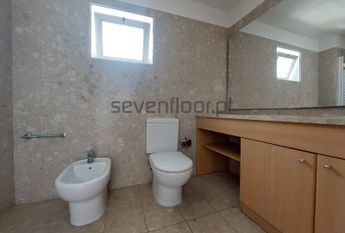 Apartamento T2+1 em Porto