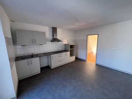 Location Appartement 4 pièces 117m² - Photo 2